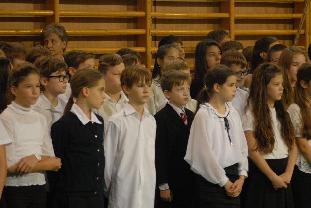 Októberi ünnepély