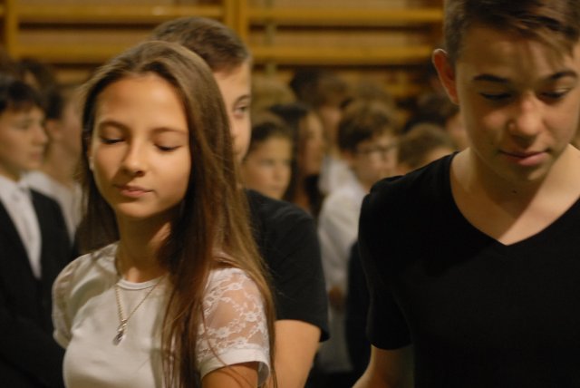 Októberi ünnepély