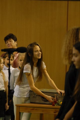 Októberi ünnepély