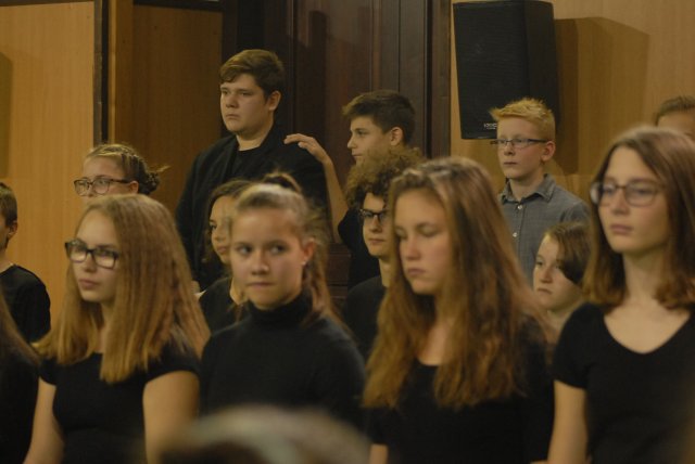 Októberi ünnepély