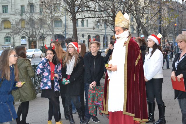 Mikulás a Gárdonyiban